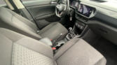 Intérieur Volkswagen T-Cross – tableau de bord et sièges avant d’un SUV d'occasion / voiture occasion Carcassonne