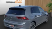 Vue arrière Volkswagen Golf 8 grise claire, garage à Carcassonne